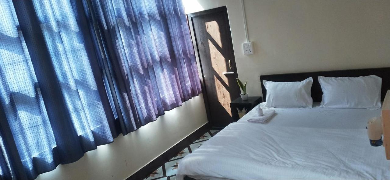 Oyo Thangal Hotel 임팔 외부 사진